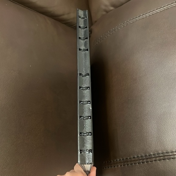 Blueline MiracleBind Notebook, Black, Lizard-Like, Hard Cover new - Picture 12 of 16